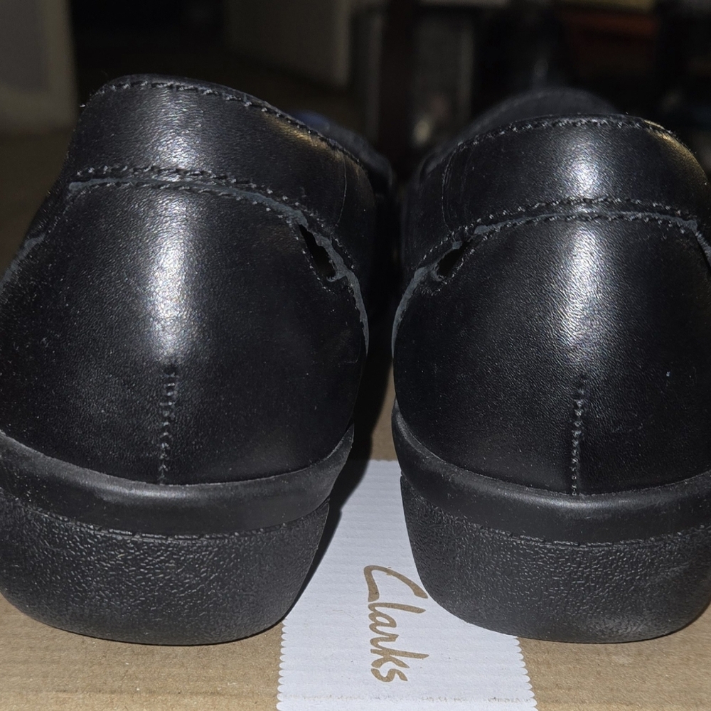 Clarks Black Woven Leather Flats - Picture 5 of 12
